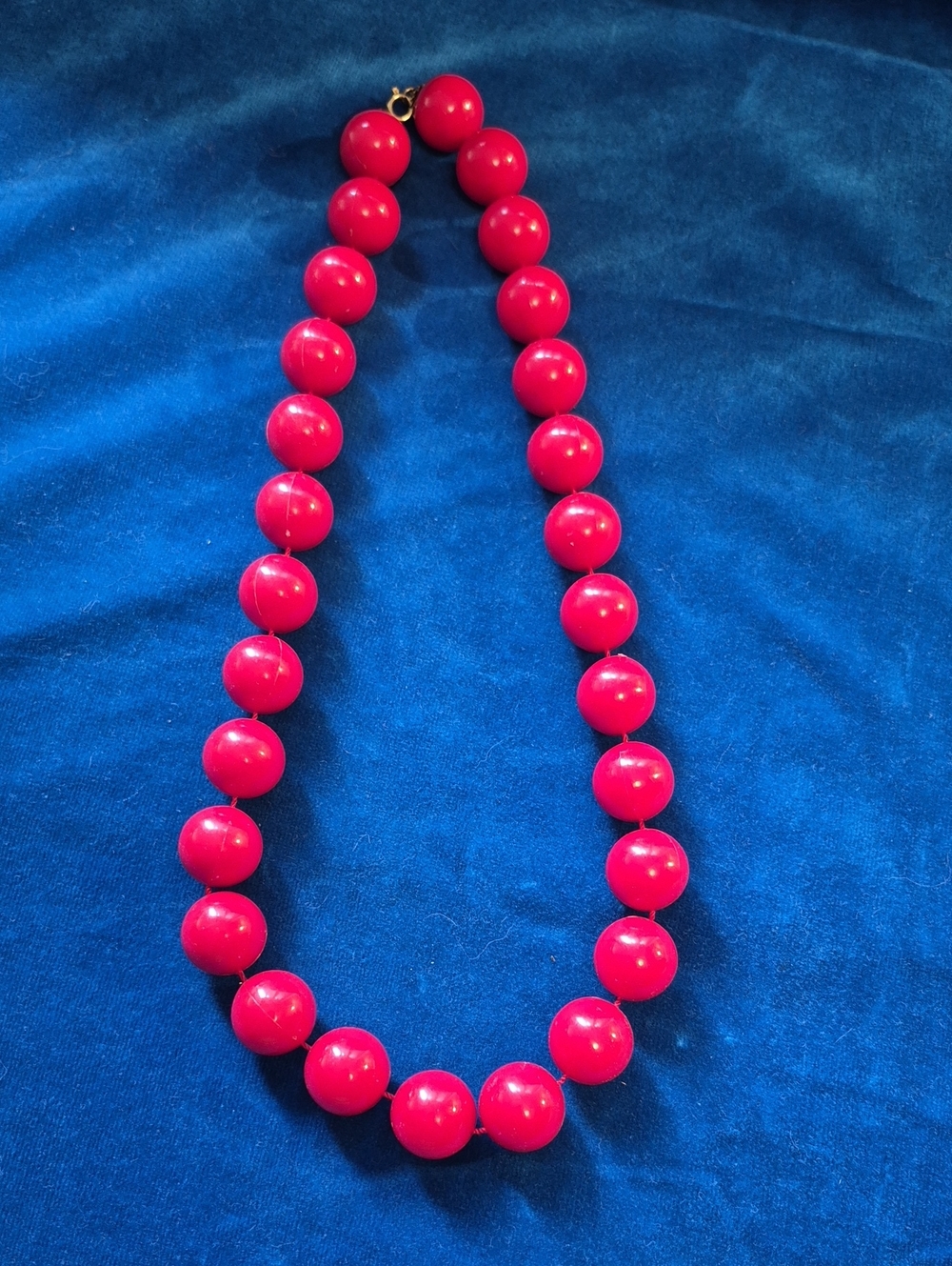 Red Bold Beaded Necklace - Classic Statement for Women